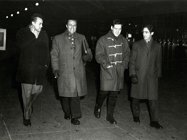 Marcel Chaput is welcomed at the station in Montréal by his friends of the Rassemblement pour l'indépendance nationale